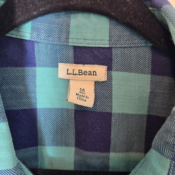 L.L.Bean Cotton Button Down Men's Medium Long Sleeve Blue Green Plaid Shirt - Picture 9 of 10